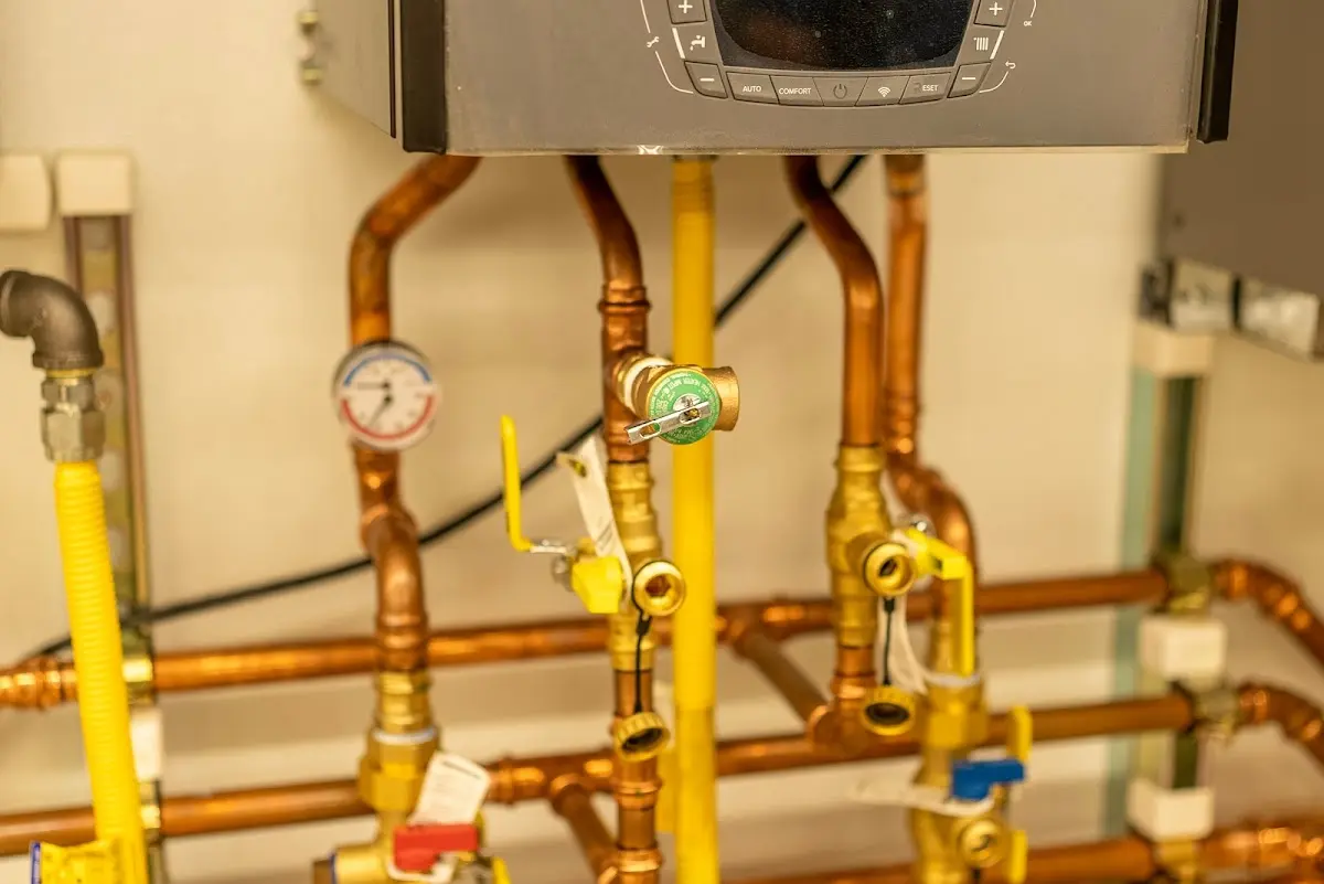 Licensed technician providing Slab Leak Repair for a homeowner in Glen Carbon